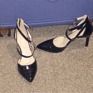 Liz Claiborne Black Patent Heels